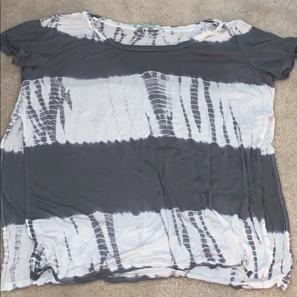 Gray tie dye tee